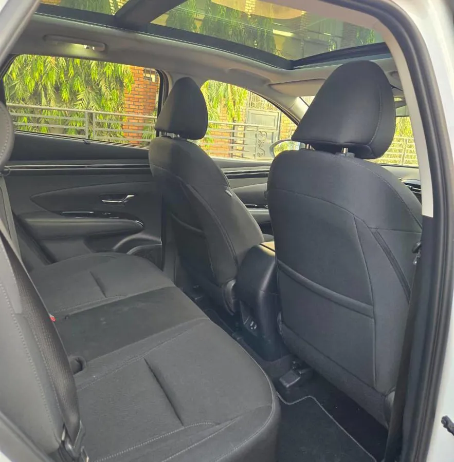 Hyundai Tucson Hybrid année 2023 (image 10)