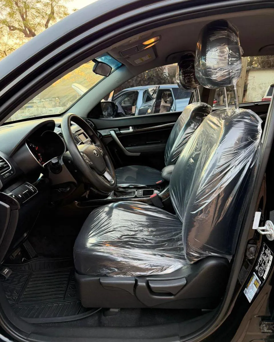 KIA SORENTO ANNÉE 2014  (image 2)