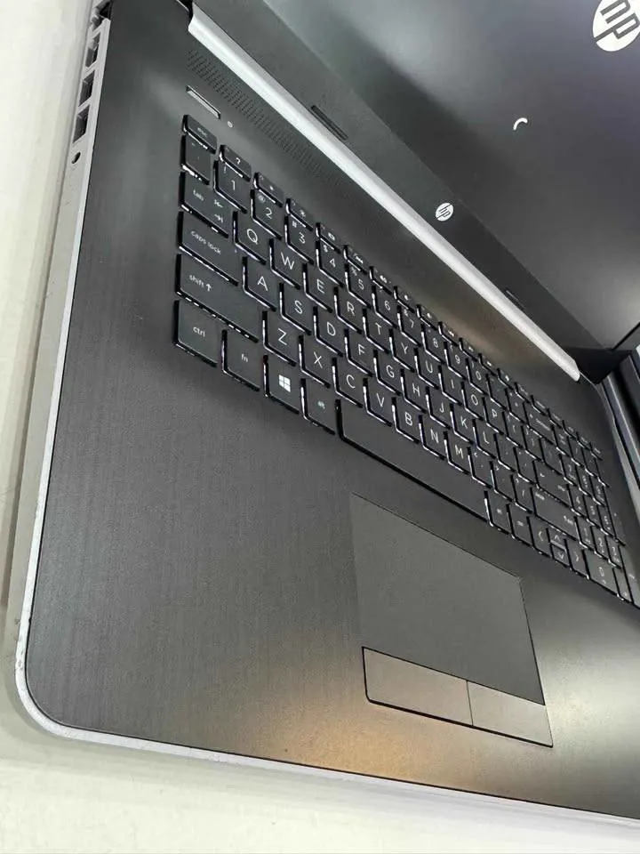 HP 470 G7 – Core i7 10ᵉ Génération Intel Core i7-10110U (image 6)