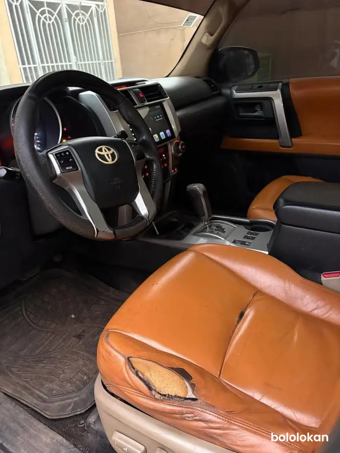 Toyota 4-Runner 2012 (image 3)