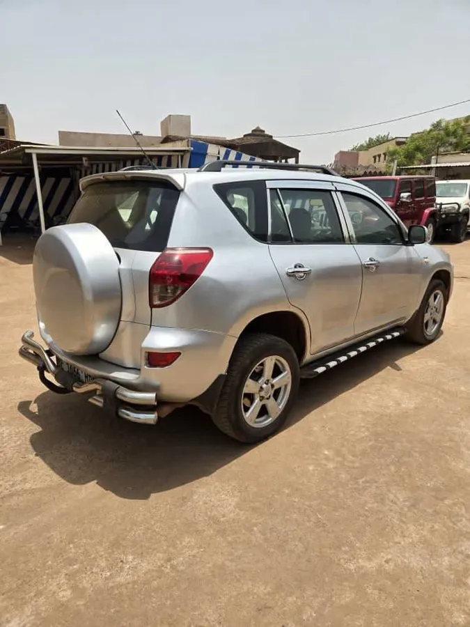 TOYOTA RAV4 ANNÉE 2008 (image 9)