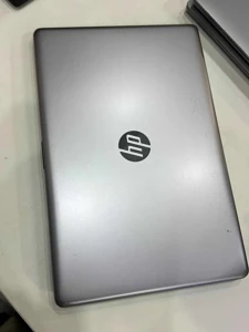 HP 470 G7 – Core i7 10ᵉ Génération Intel Core i7-10110U