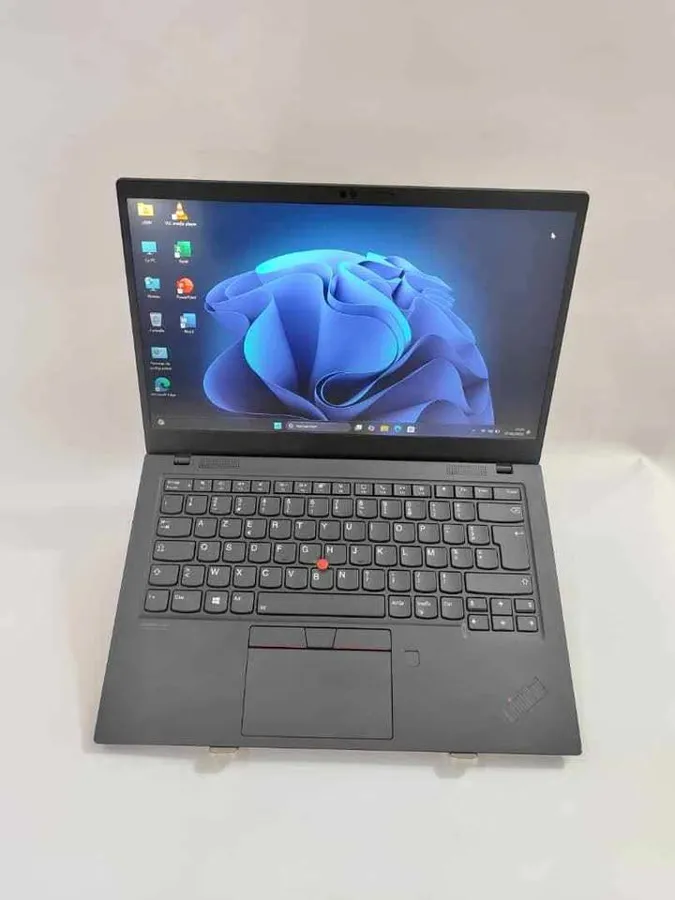 Lenovo ThinkPad X1 Carbon Gen 8 Tactile ☑️ Processeur : Intel Core i7-10610U 10th gén (8CPUs @1.90 (image 1)
