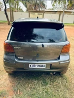 Toyota Yaris 2005 exellent état (thumb image 3)