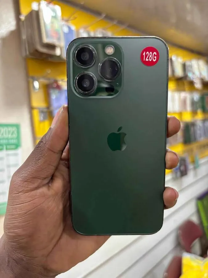 Iphone 13 Pro 128GO (image 1)