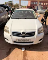 Toyota AVENSIS année 2005 (thumb image 1)