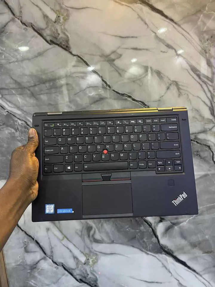 LENOVO X1 YOGA Intel Core i7 6ᵉ génération (image 5)