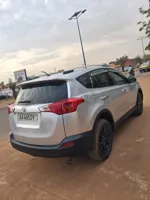 Toyota rav4 2014 très propre (thumb image 7)