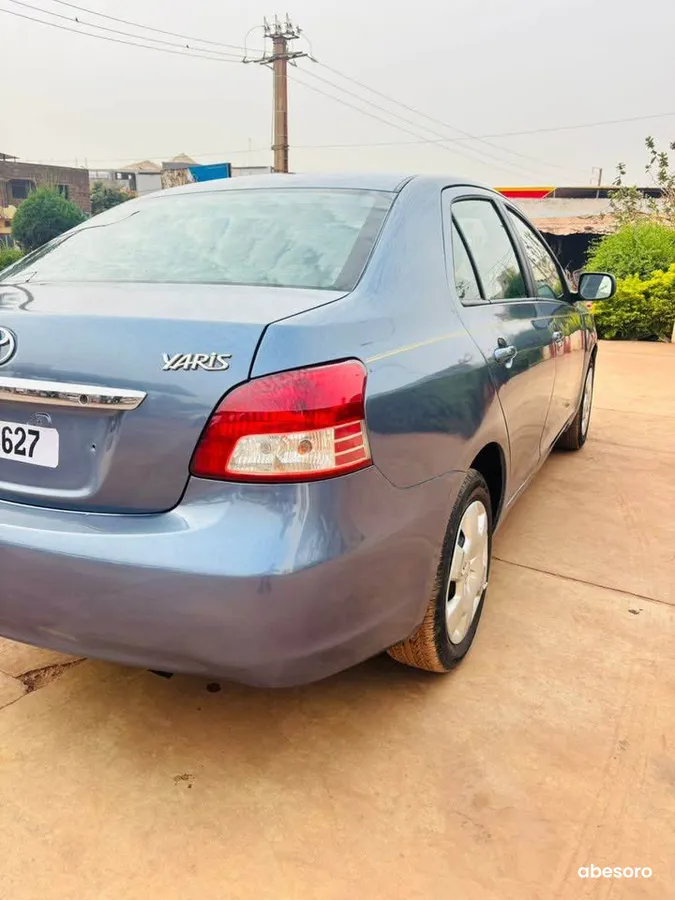 Toyota Yaris Berline (image 7)